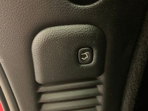 Used 2018 Dodge Durango GT image 31