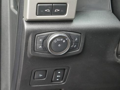 Used 2020 Ford F350 Lariat w/ Lariat Ultimate Package image 12