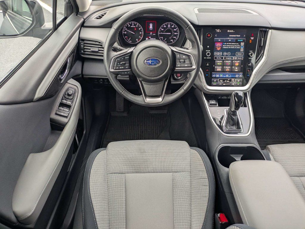 Certified 2025 Subaru Outback Premium AWD/4WD image 18