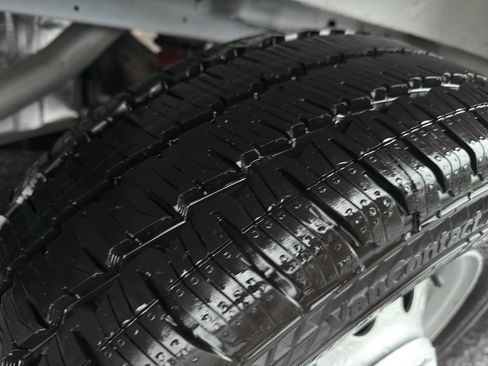 New 2025 Ford Transit 250 Low Roof AWD image 15