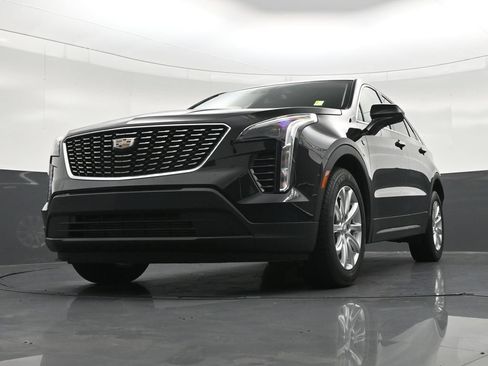 Used 2023 Cadillac XT4 Luxury FWD image 30