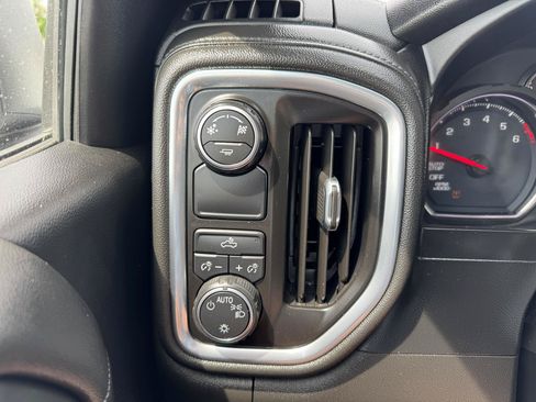 Used 2019 Chevrolet Silverado 1500 LT w/ Bed Protection Package RWD image 17