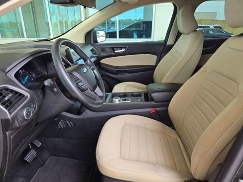 Used 2022 Ford Edge SE AWD/4WD image 9