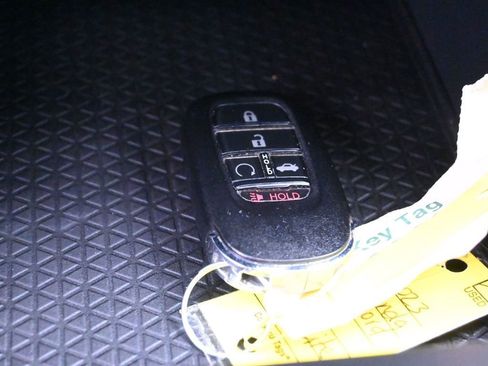 Certified 2023 Honda Accord EX image 17