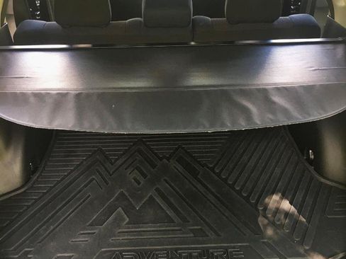 Used 2018 Toyota RAV4 Adventure AWD/4WD image 20