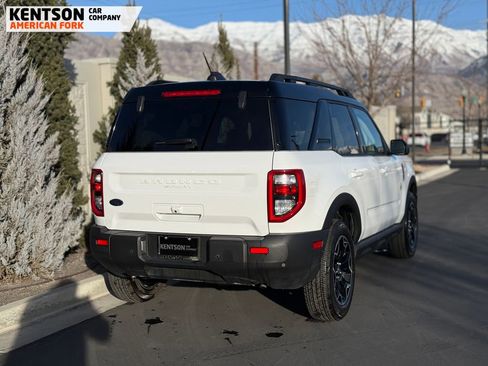 Used 2025 Ford Bronco Sport Outer Banks image 9