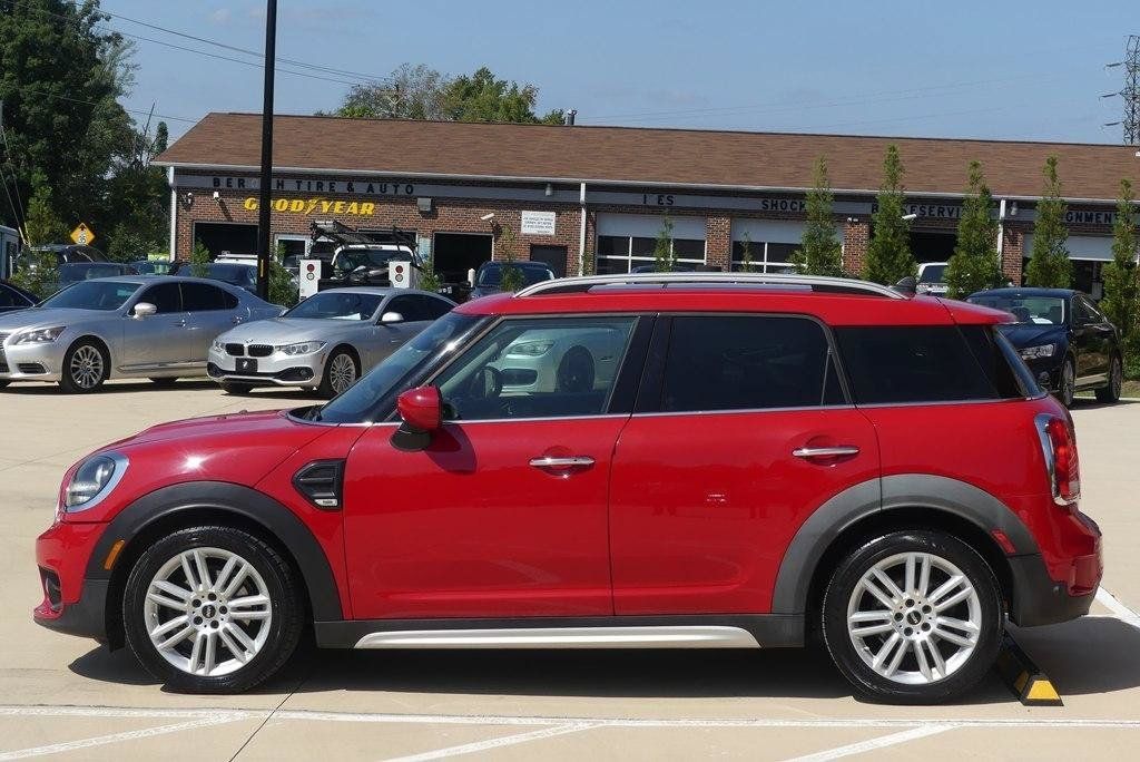Used 2020 MINI Cooper Countryman FWD image 2