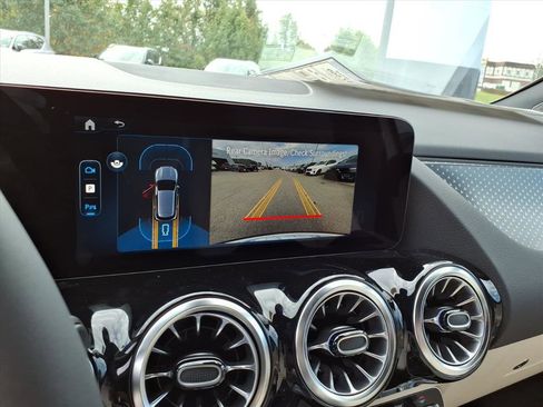 Used 2026 Mercedes-Benz GLA 250 4MATIC image 20