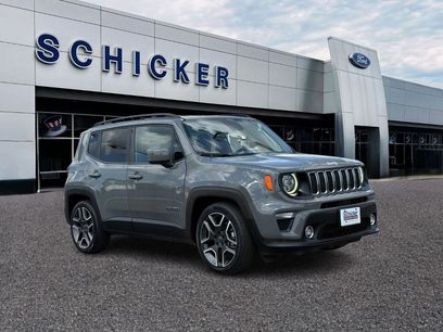 Used 2020 Jeep Renegade Latitude w/ UConnect 8.4 Nav Group