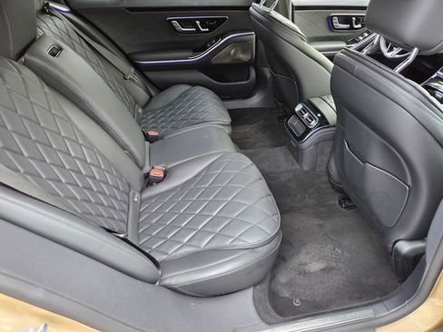 Used 2022 Mercedes-Benz S 500 4MATIC image 14