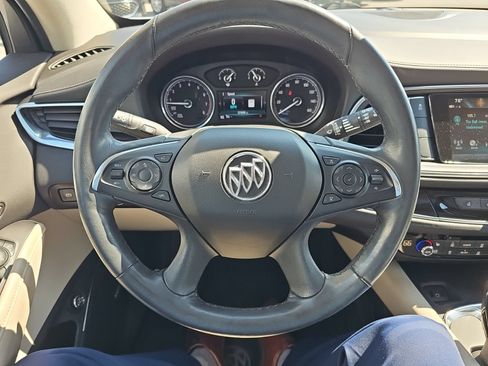 Used 2018 Buick Enclave Premium FWD image 15