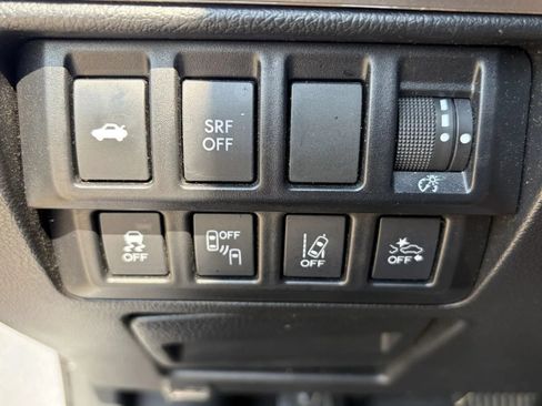 Used 2015 Subaru Legacy 2.5i Limited AWD/4WD image 24