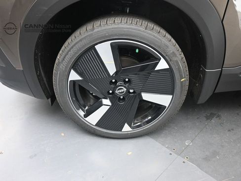 New 2026 Nissan Kicks SR FWD image 27