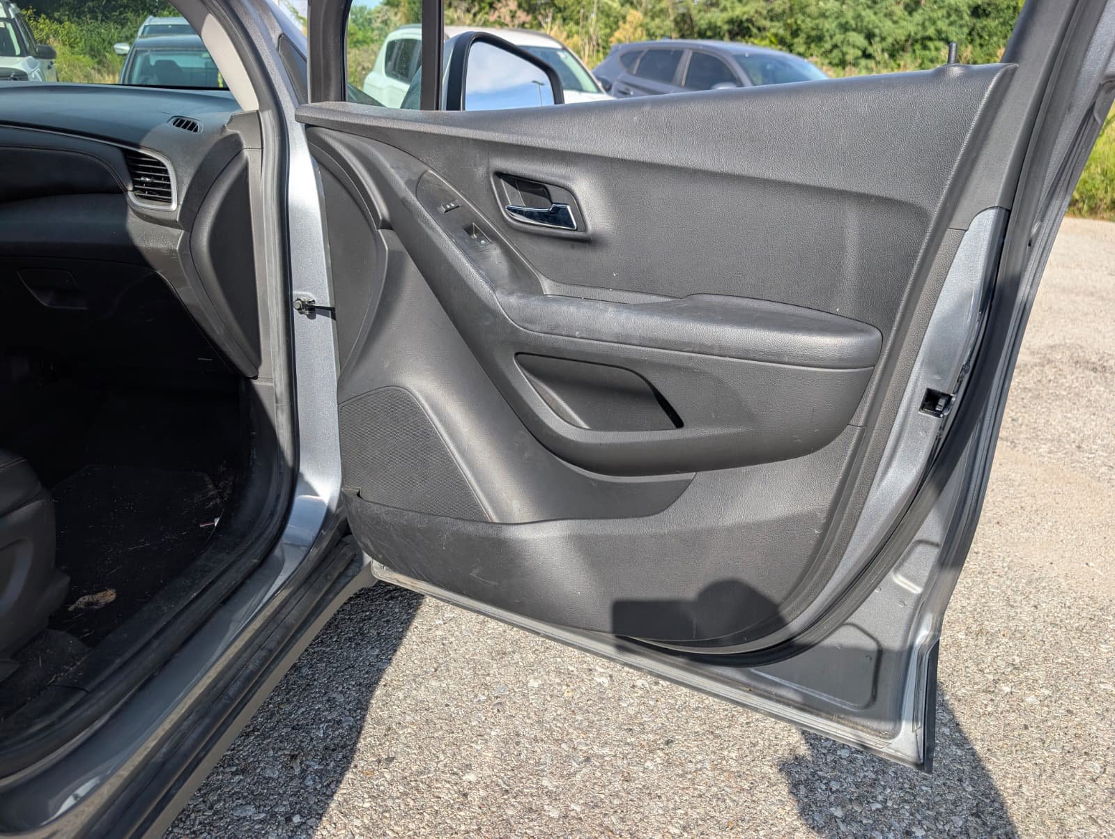 Used 2019 Chevrolet Trax LT w/ LT Convenience Package AWD/4WD image 40