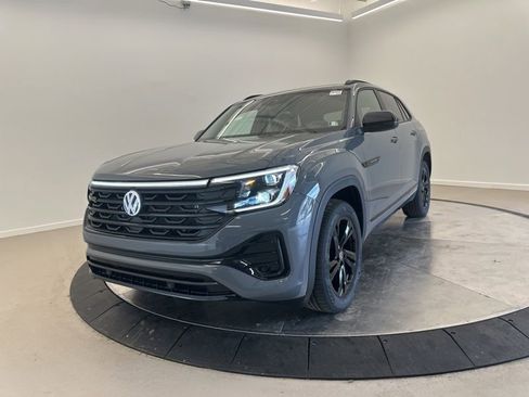 New 2026 Volkswagen Atlas Cross Sport SEL R-Line AWD/4WD image 4