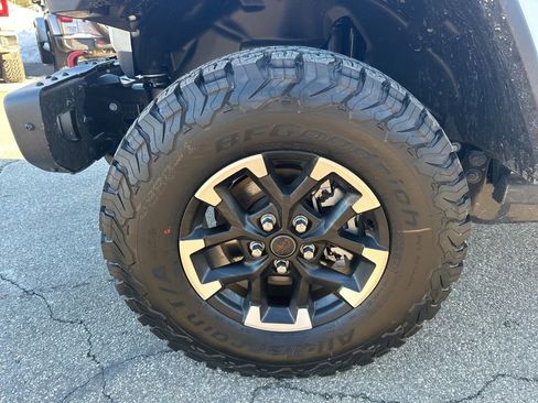 New 2026 Jeep Wrangler Unlimited Rubicon w/ Safety Group image 29
