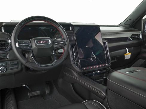 Used 2025 GMC Yukon XL AT4 Ultimate image 20