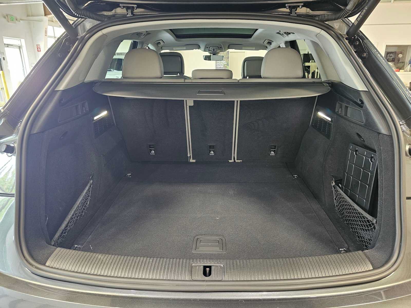 Used 2023 Audi Q5 2.0T Premium Plus w/ Premium Plus Package AWD/4WD image 16