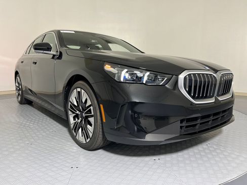 New 2026 BMW 530i xDrive image 6