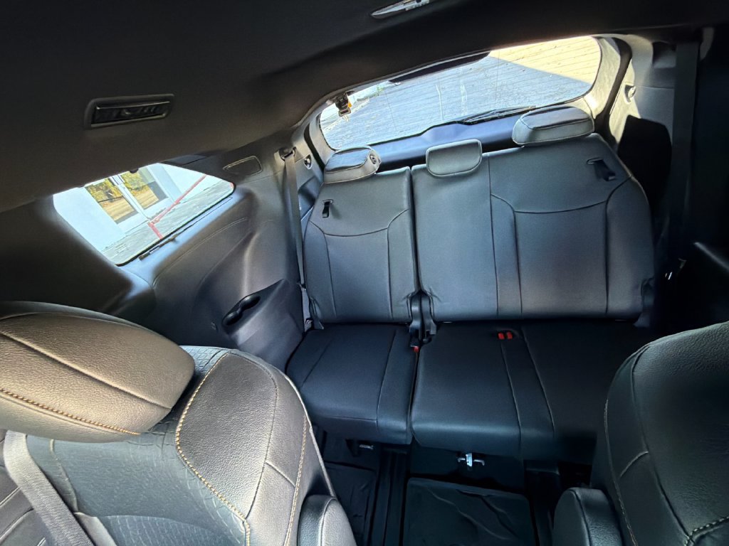 New 2026 Toyota Sienna XLE Woodland Edition AWD/4WD image 17