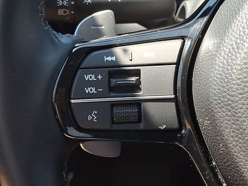 Certified 2025 Acura ADX AWD image 22