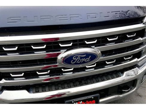 Used 2025 Ford F350 Lariat image 32