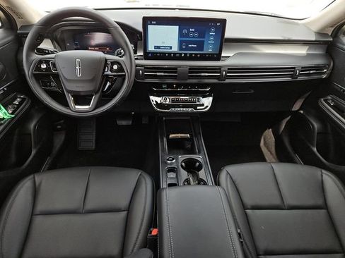 New 2025 Lincoln Corsair FWD w/ Equipment Group 101A image 9