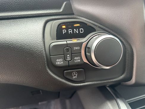 Used 2026 RAM 1500 Express AWD/4WD image 28