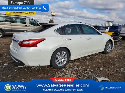 Used 2016 Nissan Altima 2.5 S w/ Power Driver Seat Package FWD image 4