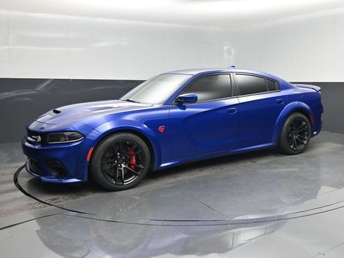 Used 2022 Dodge Charger SRT Hellcat w/ Harman/Kardon Audio Group RWD image 9