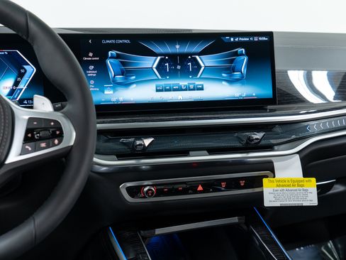 New 2026 BMW X5 xDrive50e w/ M Sport Package image 19