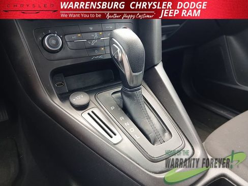 Used 2018 Ford Focus SE FWD image 26