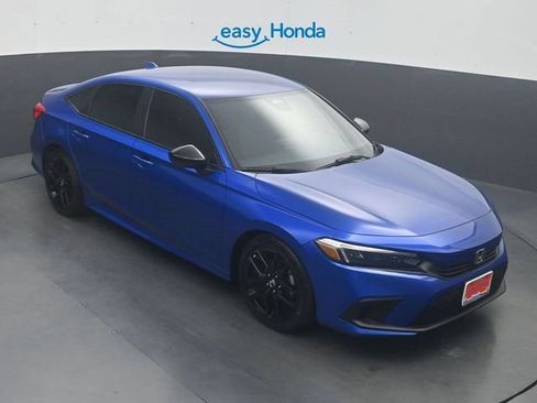 Used 2023 Honda Civic Sport image 19