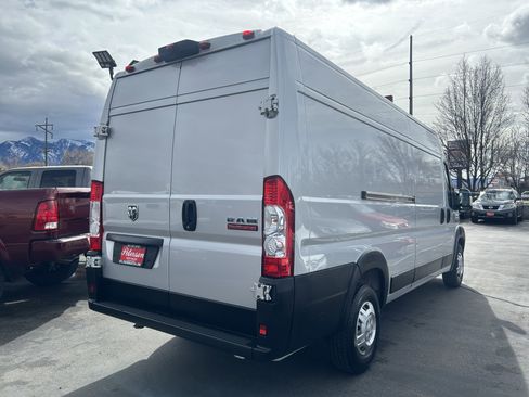 Used 2021 RAM ProMaster 3500 w/ Convenience Group image 7