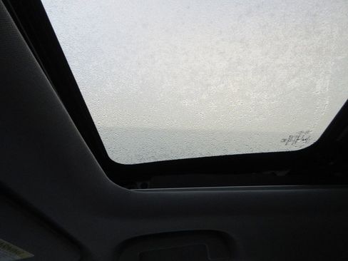 Used 2022 Honda CR-V EX-L image 32