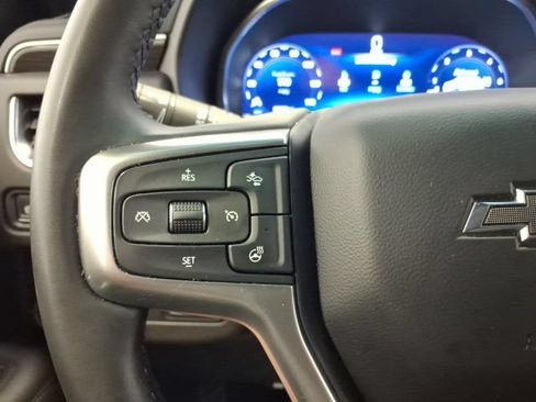 Used 2024 Chevrolet Suburban Z71 w/ Luxury Package AWD/4WD image 22