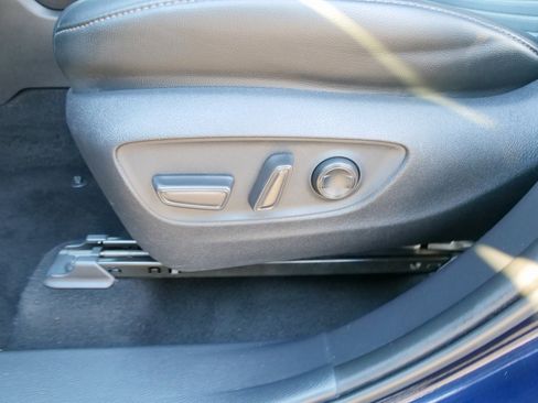 Used 2021 Toyota Highlander XSE image 17