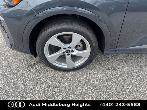 Used 2025 Audi Q5 Premium Plus image 18