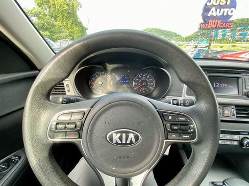 Used 2016 Kia Optima LX w/ LX Convenience Package FWD image 15