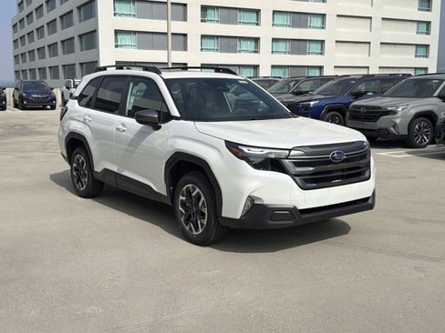 New 2026 Subaru Forester Premium AWD/4WD image 3