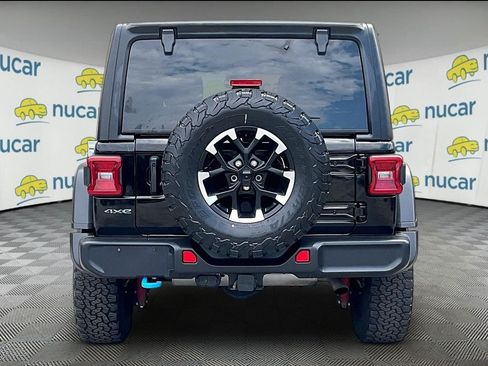 Used 2024 Jeep Wrangler Unlimited Rubicon 4xe w/ Technology Group AWD/4WD image 5