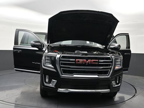 Used 2023 GMC Yukon XL SLT w/ SLT Premium Package RWD image 38