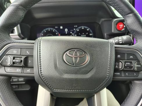 Used 2025 Toyota 4Runner TRD Off-Road Premium w/ Tow Technology Package AWD/4WD image 12