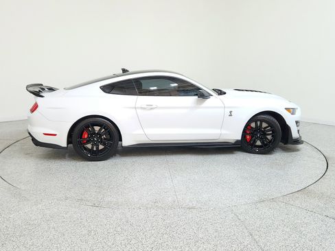 Used 2021 Ford Mustang Shelby GT500 w/ Technology Package image 6