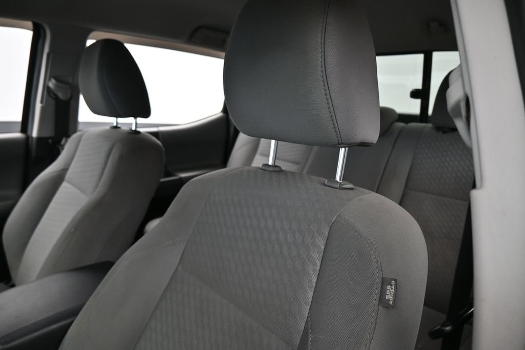 Used 2021 Toyota Tacoma SR5 w/ SR5 Appearance Package (SM) RWD image 17
