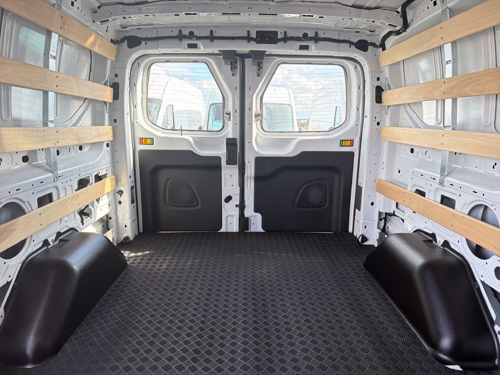 Used 2025 Ford Transit 250 Low Roof w/ Exterior Upgrade Package RWD image 19