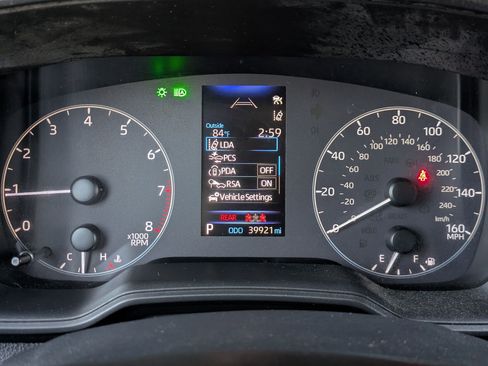 Used 2023 Toyota Corolla LE image 17