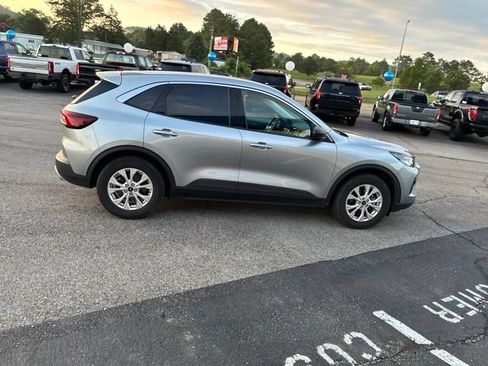 Used 2024 Ford Escape Active FWD image 41
