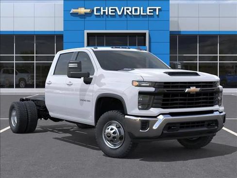 New 2026 Chevrolet Silverado 3500 W/T w/ WT Convenience Package RWD image 7