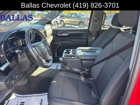 Certified 2022 Chevrolet Silverado 1500 LT image 2